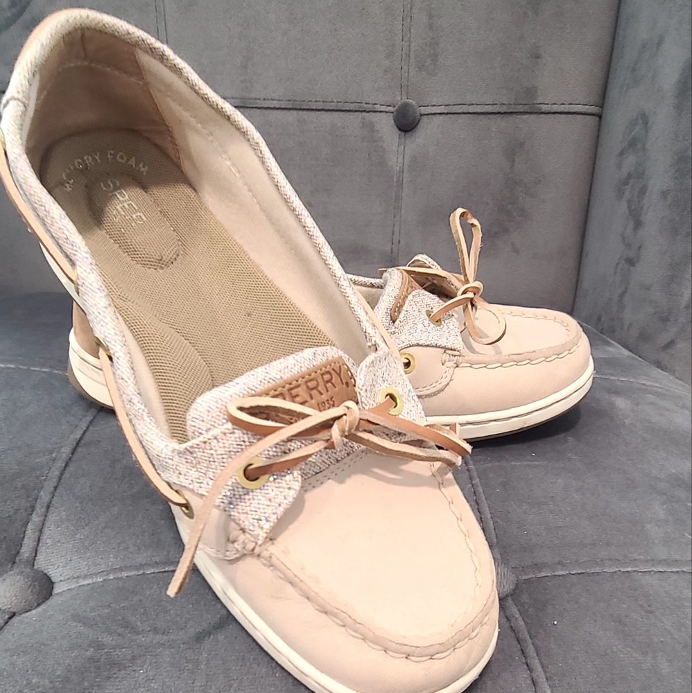 Sperry Angelfish boat shoe size 7.5